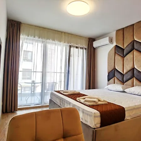 Апартамент Cabacum Pleasure Beachfront - 50m To And Pool Варна