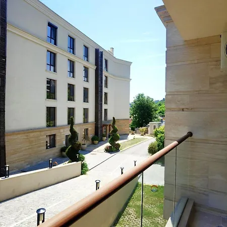 Cabacum Pleasure Beachfront - 50m To And Pool Апартамент Варна