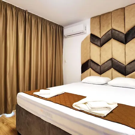 Cabacum Pleasure Beachfront - 50m To And Pool Варна